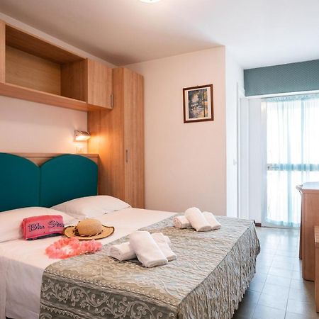 Blu Star Hotel Gabicce Mare Buitenkant foto