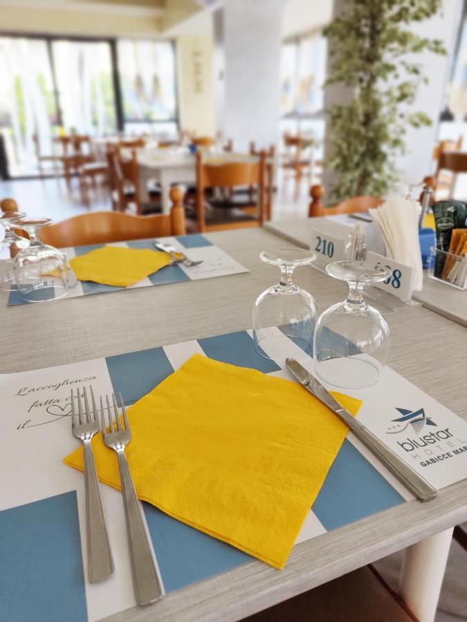 Blu Star Hotel Gabicce Mare Buitenkant foto