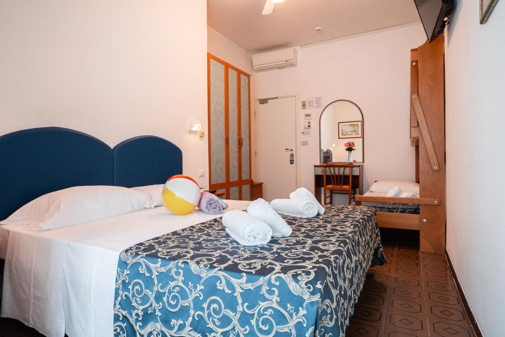 Blu Star Hotel Gabicce Mare Buitenkant foto