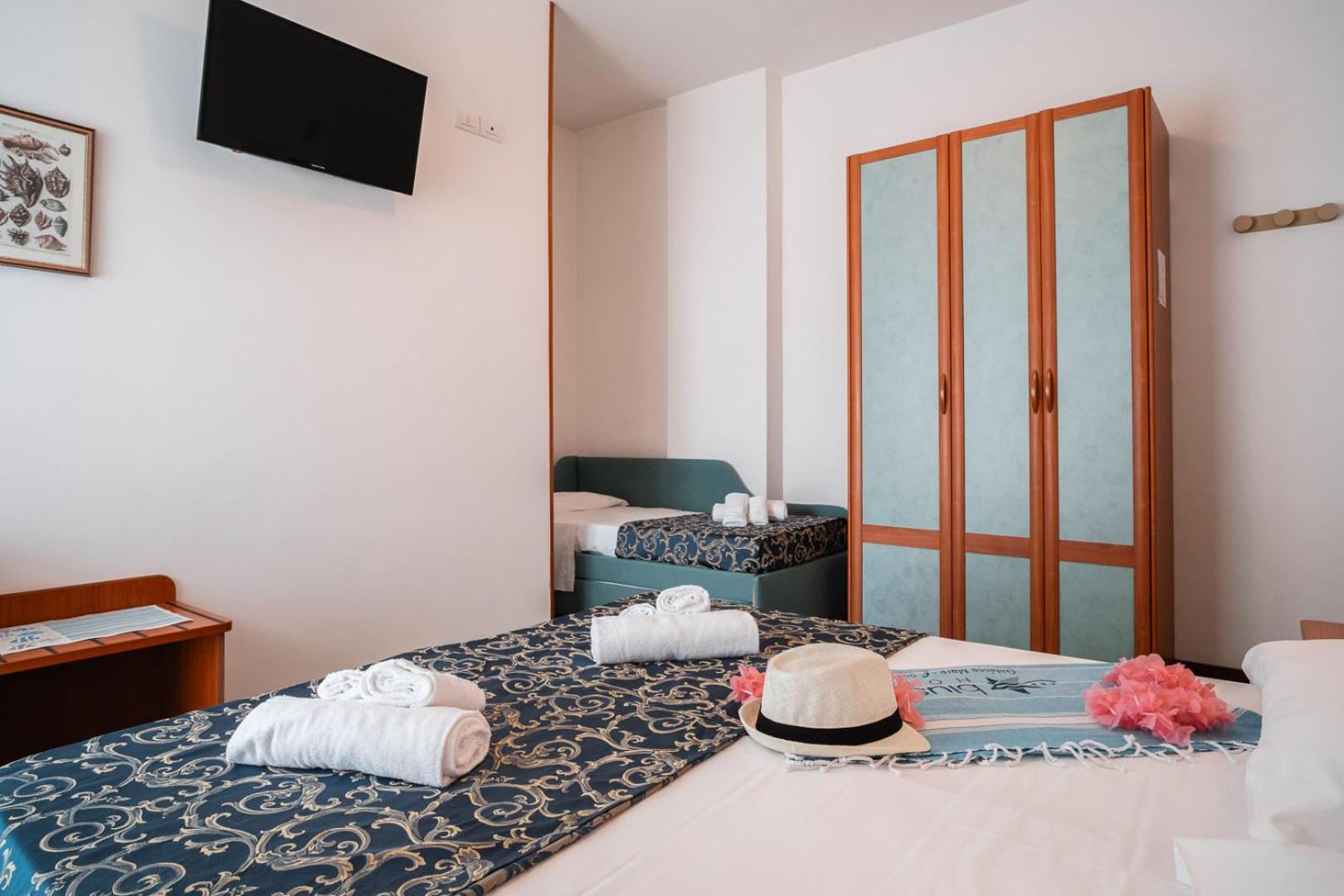 Blu Star Hotel Gabicce Mare Buitenkant foto