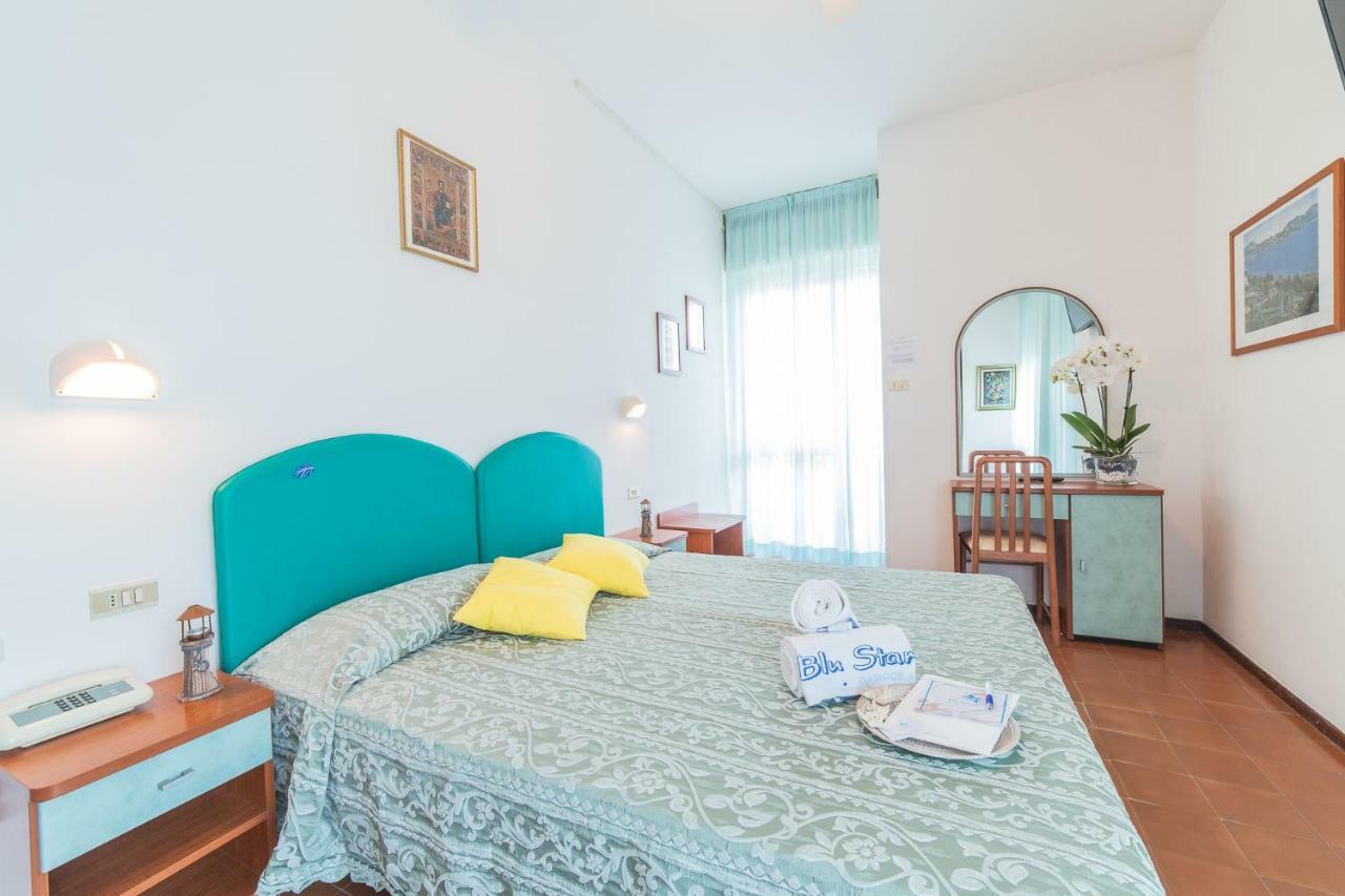 Blu Star Hotel Gabicce Mare Buitenkant foto